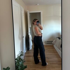 Aritzia Wilfred Free Black Cargo Pants